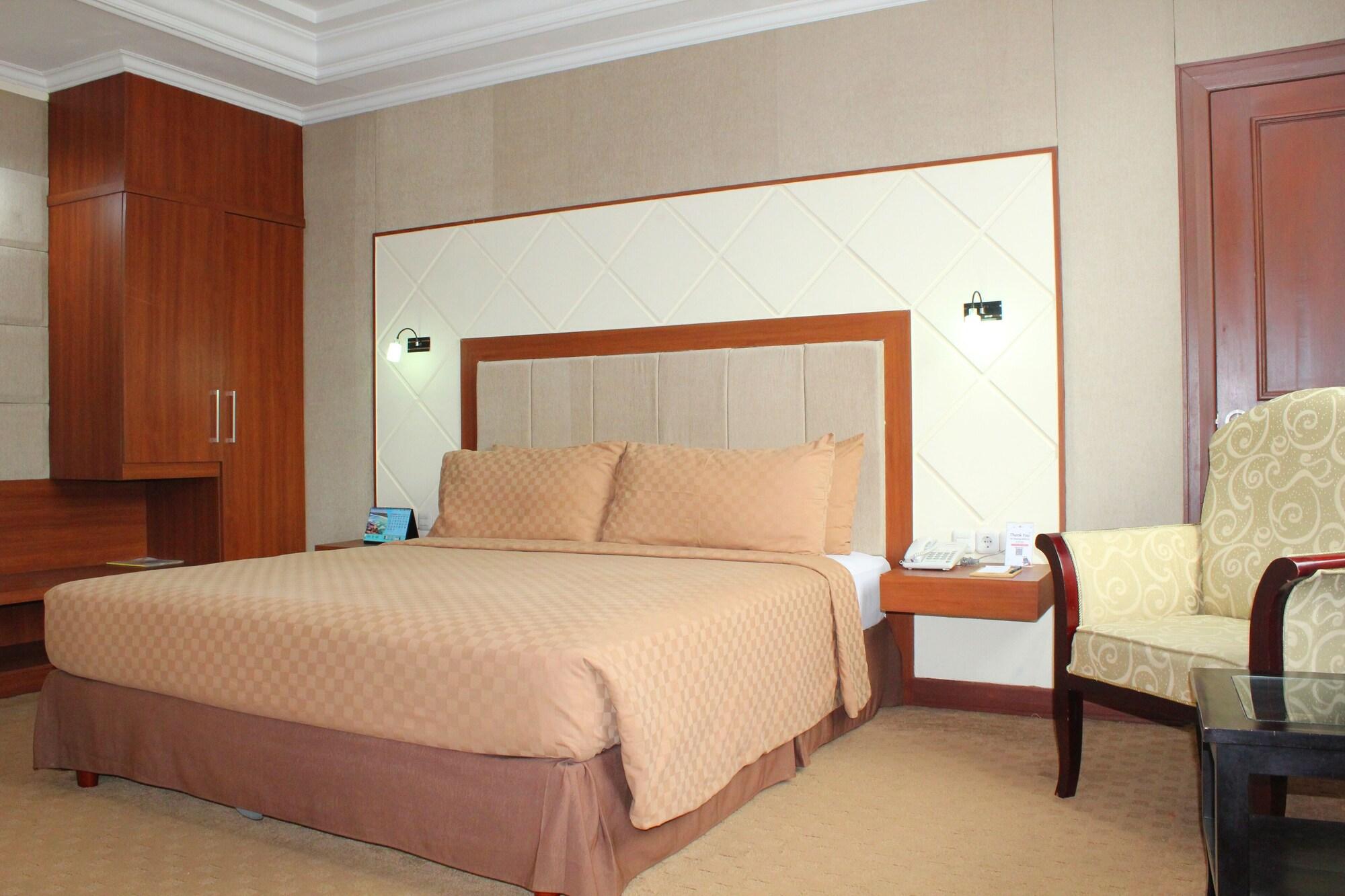 Singgasana Hotel Макасар Экстерьер фото